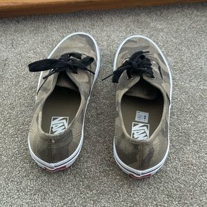 Vans Camouflage Sneakers - Black and Tan